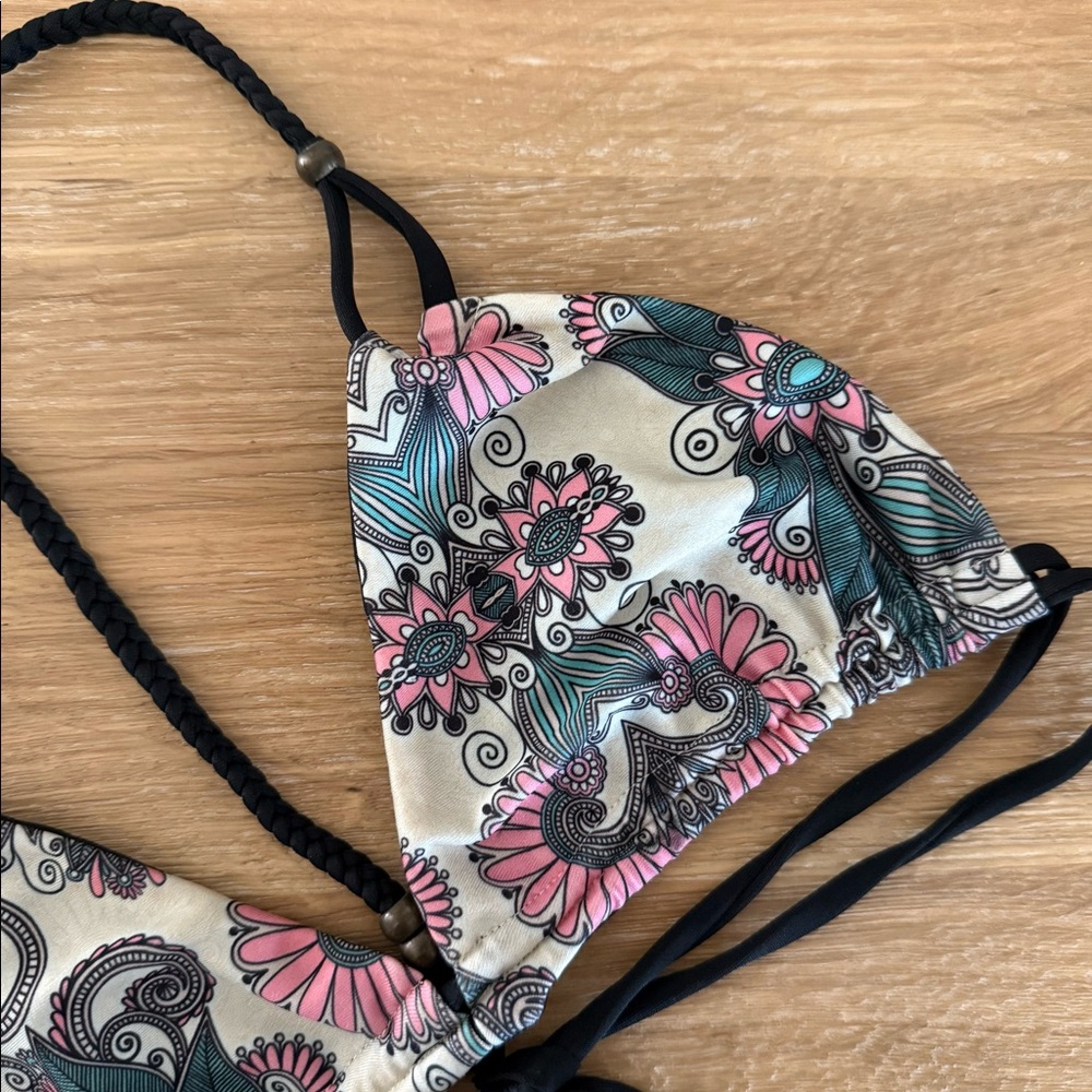 Bikini top
